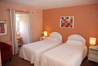 Отели типа «постель и завтрак» Klondyke House B&B Уотервилл Двухместный номер с 2 отдельными кроватями и видом на море-2