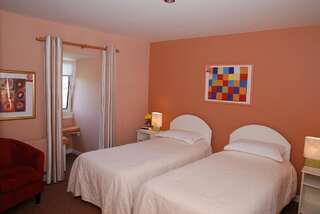 Отели типа «постель и завтрак» Klondyke House B&B Уотервилл Двухместный номер с 2 отдельными кроватями и видом на море-5